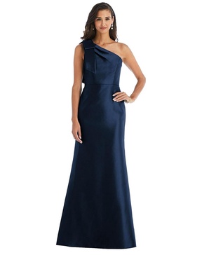 Plus Size Bow One-Shoulder Satin Trumpet Gown