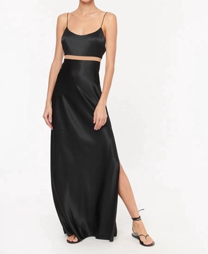 zela dress in black