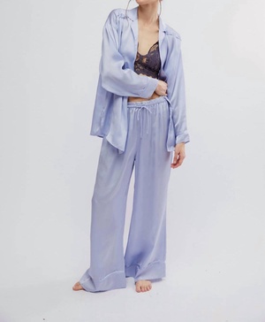 dreamy days solid pajama set in icelandic blue