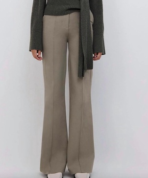 kassandra bootcut pant in olivine
