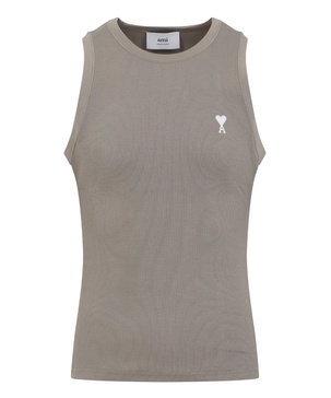 Sleeveless t-shirt