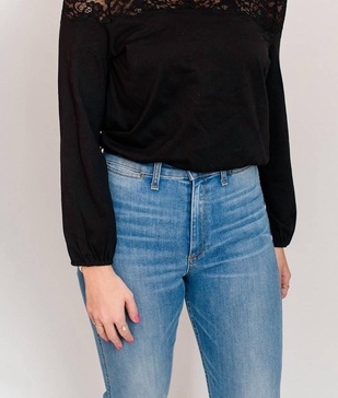 twyla top in black