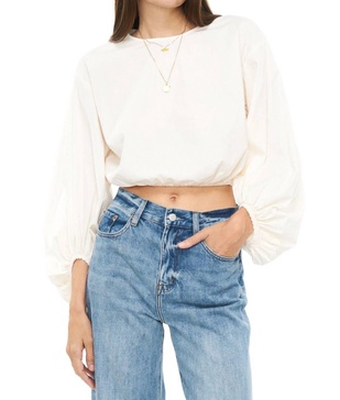 rylan blouson sleeve blouse in sand shell