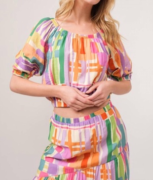 puff sleeve geo crop in multi