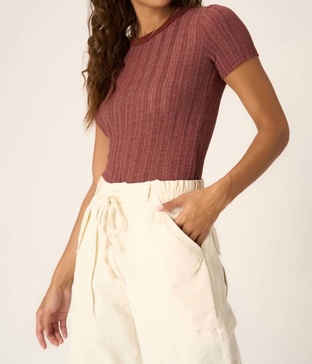 everyday textured rib tee in summer rust