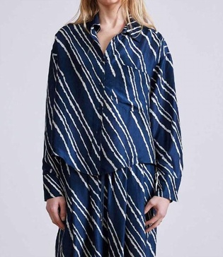 easy button down shirt in navy bias