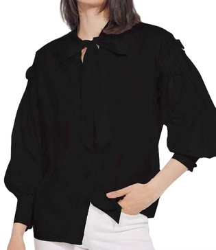 viola blouse in black