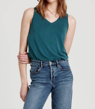 ellis v-neck tank in spruce