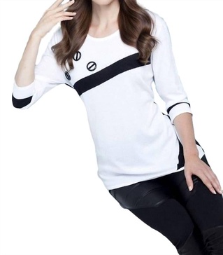 diagonal stripe top in white/black