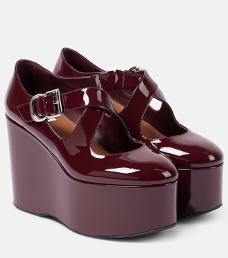 Criss Cross patent leather wedges