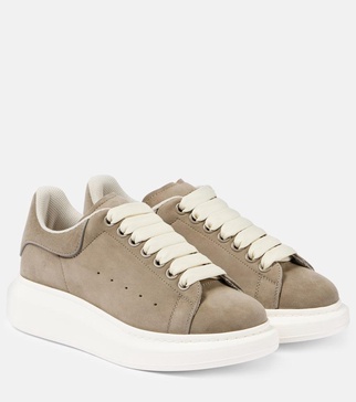 Oversized suede platform sneakers