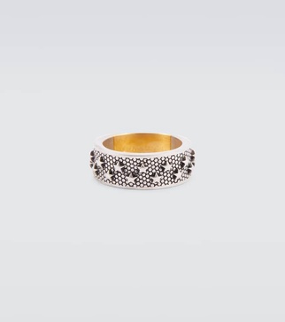Star embossed ring
