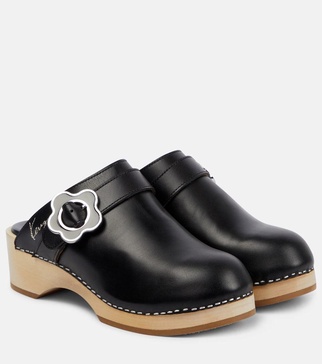 Buckle-detail leather clogs 
