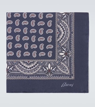 Silk pocket square