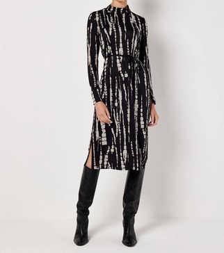 print knit dress belted in black/gray