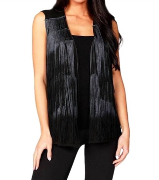 layered fringe vest in black/gray