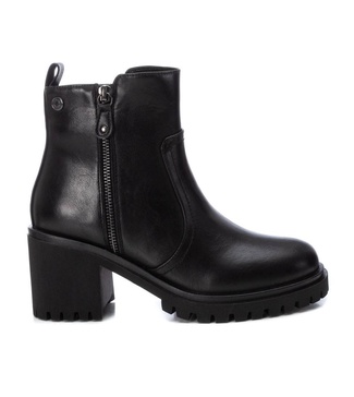 Women's Casual Booties By XTI