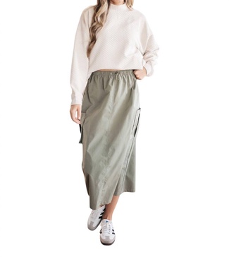don't change anything pullover top in white
