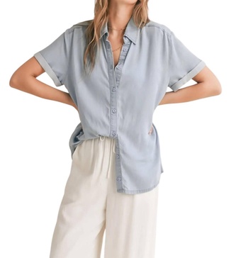 soft breeze shirt in chambray