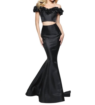 off-the-shoulder prom dress in black