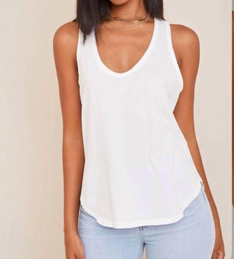 scoop neck tank in white