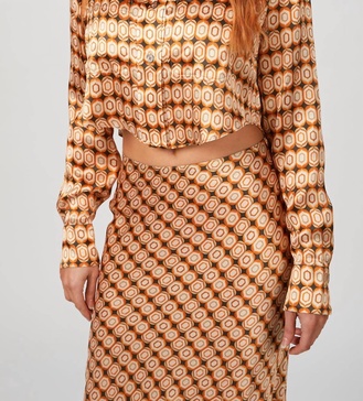 leola top in espressso multi