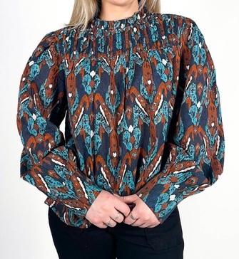 malia long sleeve top in wedgwood