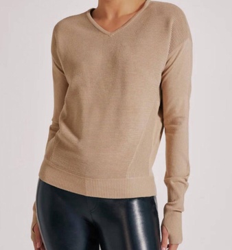 portola v neck sweater in irish cream