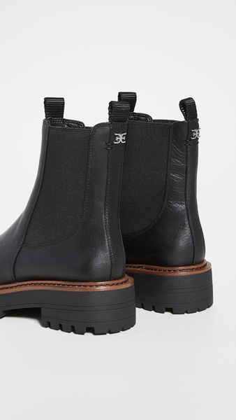 Women's Laguna Lug-Sole Chelsea Booties