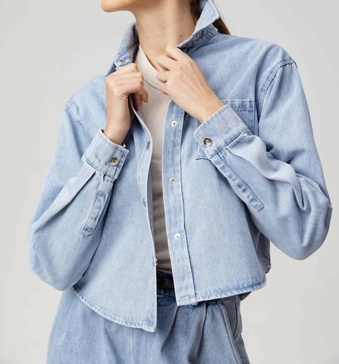 gaia shirt in light wash