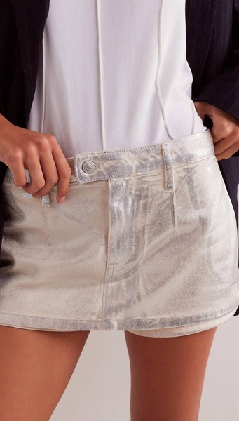 galivanting metallic skort in silver