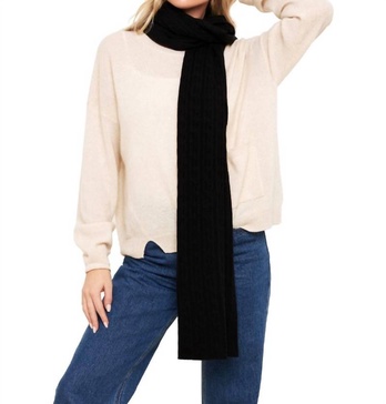 cable scarf in black