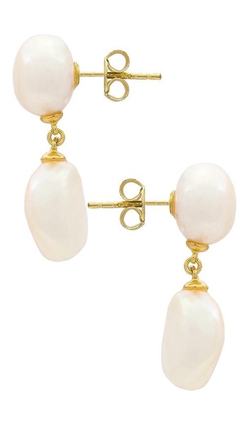 Pearl Drop Earring