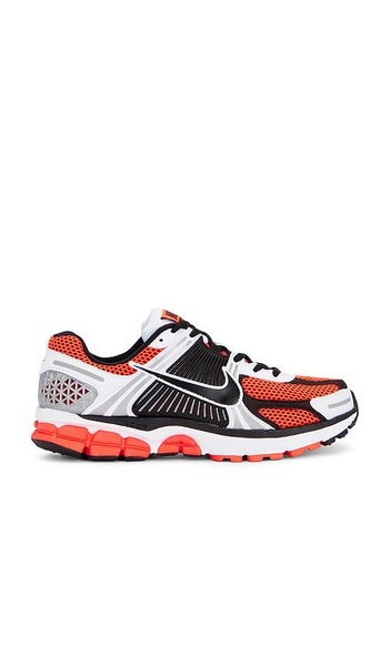 Vomero 5 Sneakers