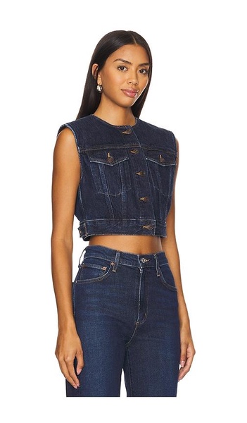 Leo Vest