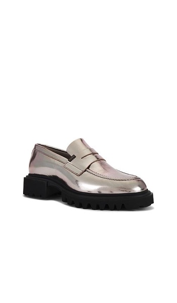 Lola Loafer