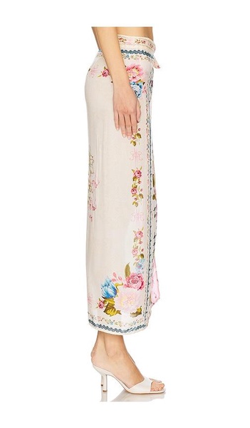 Zinna Meraki Sarong
