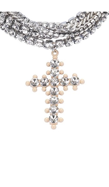 Ava Choker
