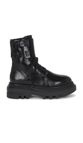 Zoe Boot