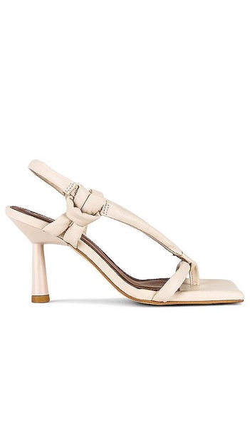 Sheila Sandal