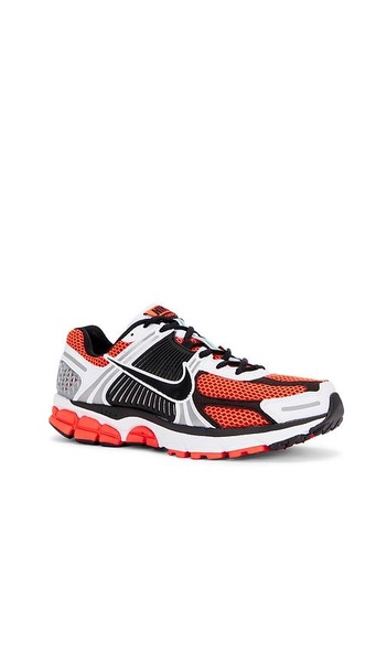 Vomero 5 Sneakers