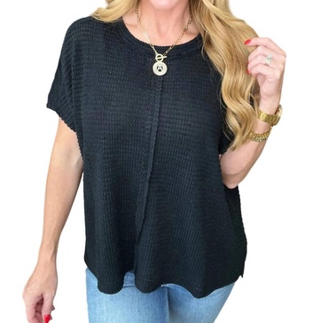 dolman short sleeve front seam top in black