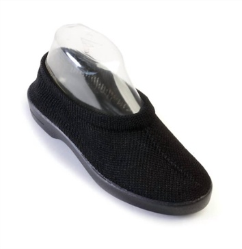 sec v women's slippers in black