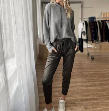 coated zip jogger pant in olive