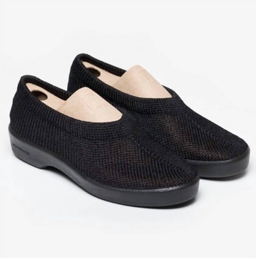 new sec women's slippers in black