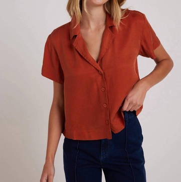 short sleeve flowy fall button down in amber rust
