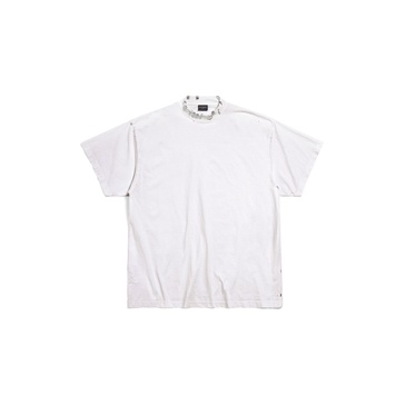 Pierced T-shirt Oversized in White