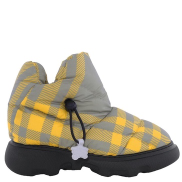 Check Pillow Padded Drawstring Snow Boots