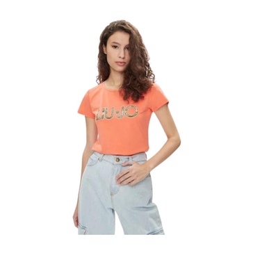 Basic T-Shirt