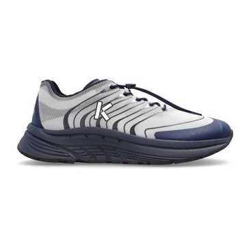 Sports shoes